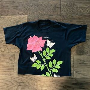 Cute cropped Las Vegas vintage black t-shirt